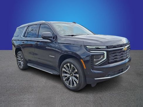 Used 2026 Chevrolet Tahoe High Country w/ Sun And Tow Package AWD/4WD image 3