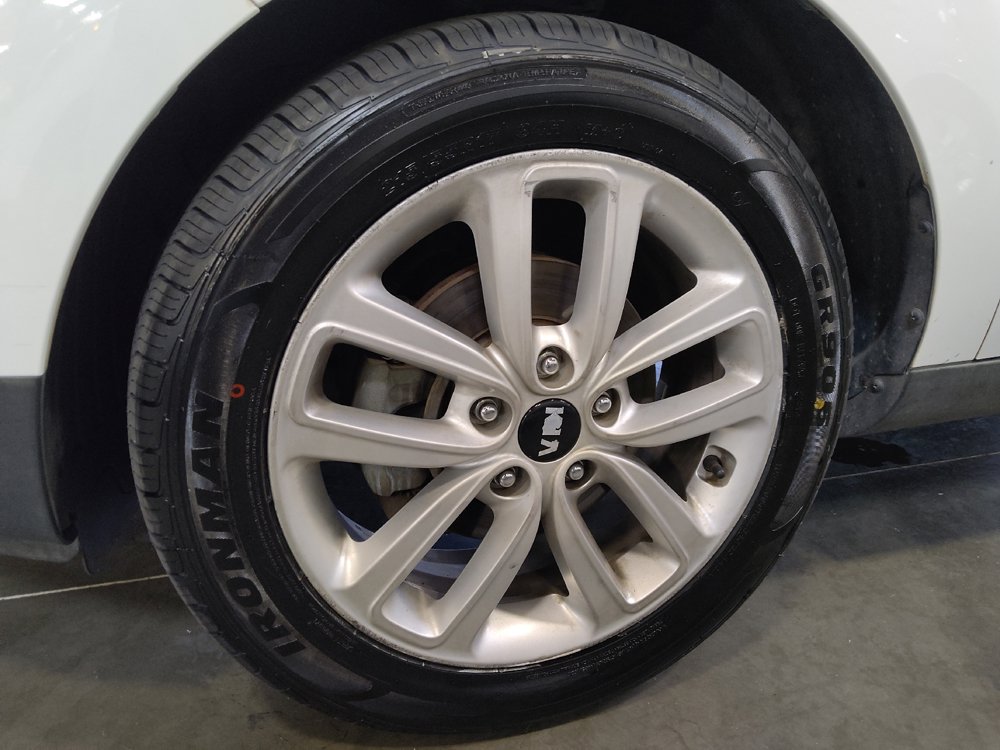 Used 2019 Kia Soul + FWD image 31