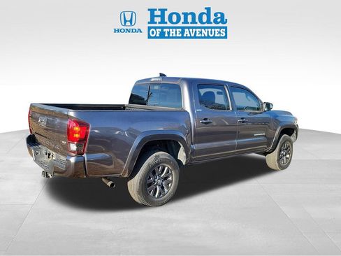 Used 2023 Toyota Tacoma SR5 image 4