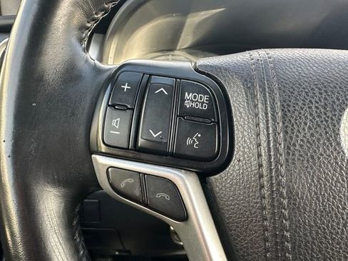 Used 2018 Toyota Highlander Plus w/ Protection Package #3 image 14
