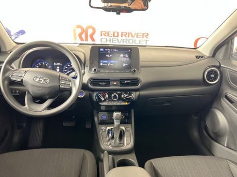 Used 2023 Hyundai Kona SEL image 14