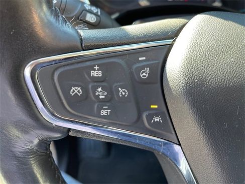 Used 2019 Chevrolet Equinox Premier image 32