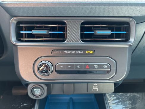 Used 2025 Ford Maverick XLT w/ Equipment Group 302A AWD/4WD image 30