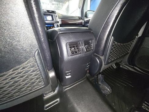 Used 2016 Toyota 4Runner Limited AWD/4WD image 28