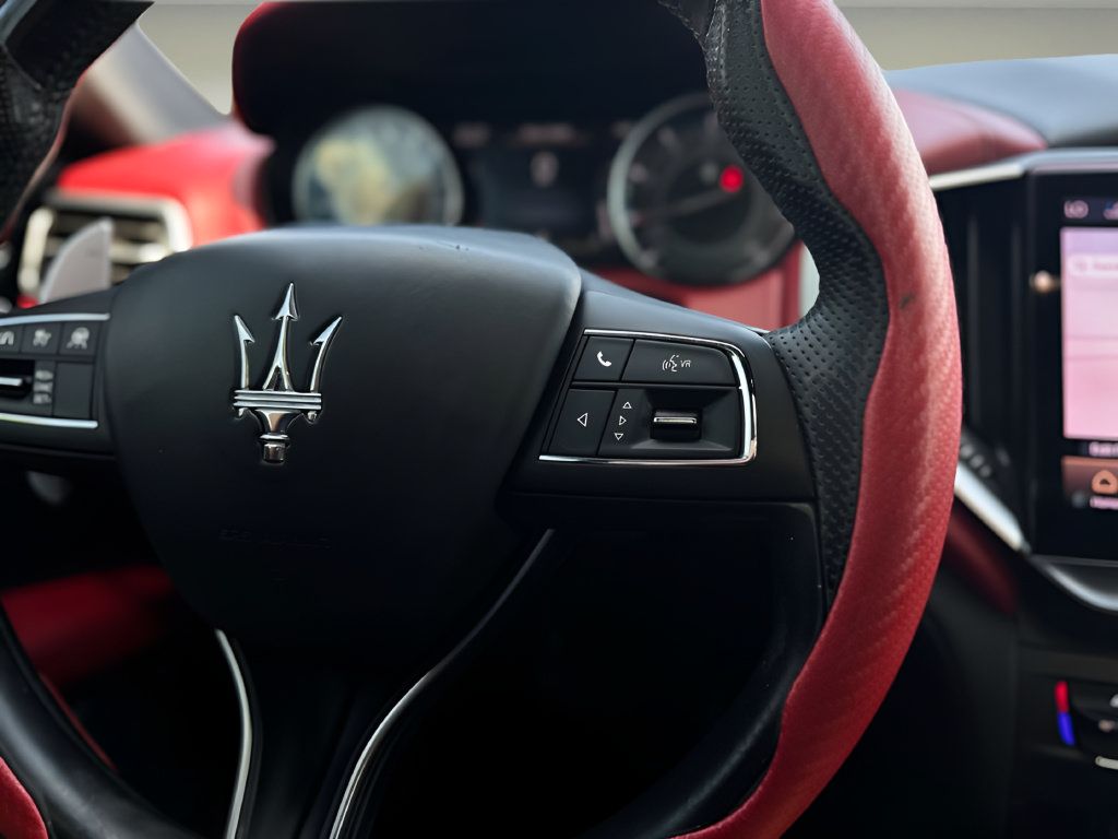 Used 2022 Maserati Ghibli Modena Q4 AWD/4WD image 13