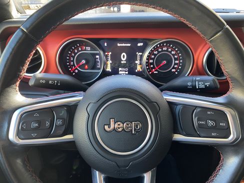 Used 2020 Jeep Gladiator Rubicon image 17