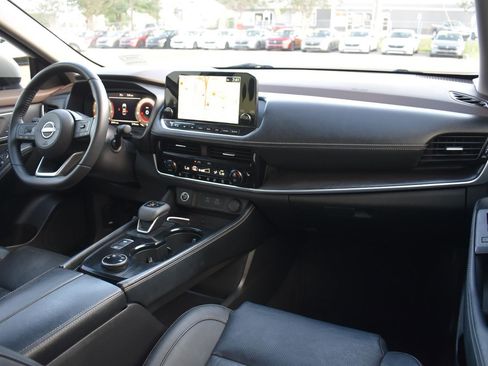 Used 2023 Nissan Rogue Platinum w/ Platinum Premium Package AWD/4WD image 70