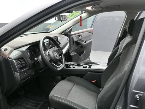 Used 2023 Nissan Rogue SV AWD/4WD image 13