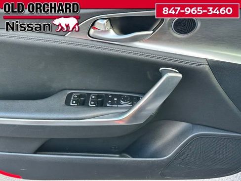 Used 2022 Kia Stinger GT1 AWD/4WD image 8