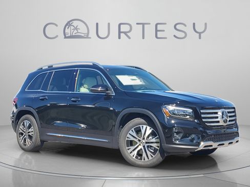 Certified 2026 Mercedes-Benz GLB 250 image 5