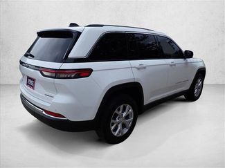 Used 2023 Jeep Grand Cherokee Limited w/ Trailer Tow Prep Group (B) AWD/4WD video 4