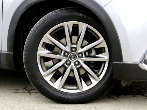 Used 2018 MAZDA CX-9 Grand Touring FWD image 2