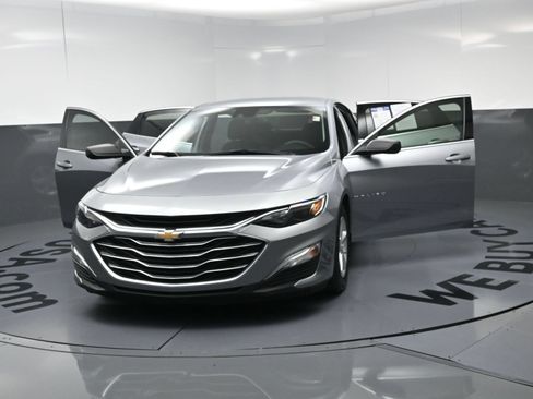 Used 2023 Chevrolet Malibu LS FWD image 21