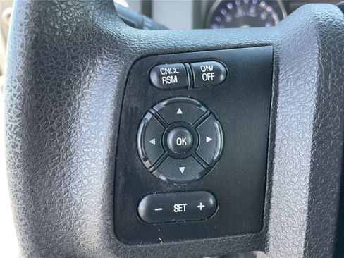 Used 2015 Ford F250 XLT w/ XLT Premium Package AWD/4WD image 13