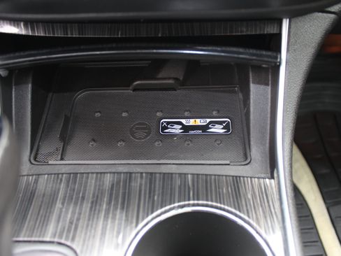 Used 2017 Chevrolet Impala Premier w/ Enhanced Convenience Package image 37