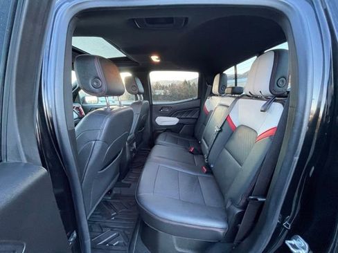 Used 2024 GMC Canyon AT4X image 10