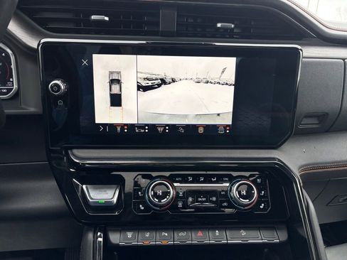 Used 2024 GMC Sierra 3500 AT4 w/ Technology Package image 20