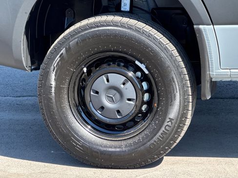 New 2026 Mercedes-Benz Sprinter 2500 image 24