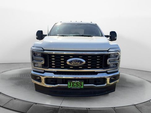 Used 2025 Ford F350 Lariat AWD/4WD image 9
