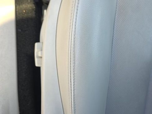 Used 2014 Subaru Outback 2.5i Limited image 14