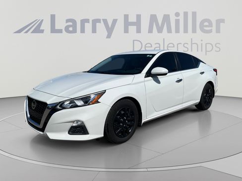 Used 2020 Nissan Altima 2.5 S FWD image 1