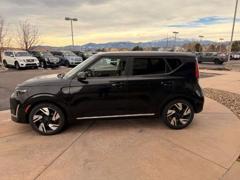 Used 2023 Kia Soul GT-Line FWD image 4