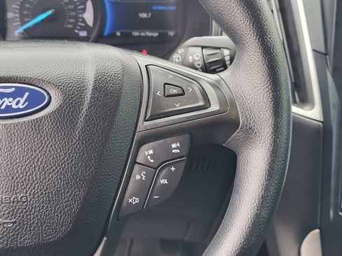 Certified 2022 Ford Edge SE w/ Black Appearance Package image 26