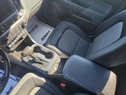 Used 2021 Chevrolet Colorado Z71 w/ Safety Package image 18