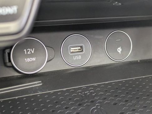 Used 2023 Genesis G70 3.3T w/ Sport Prestige Package image 18