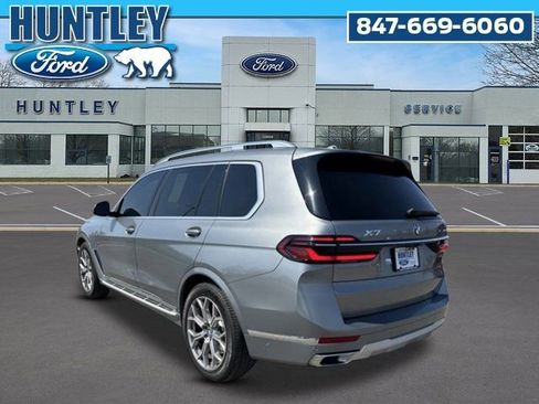 Used 2023 BMW X7 xDrive40i w/ Premium Package AWD/4WD image 5