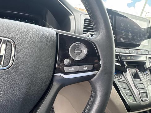 Used 2020 Honda Odyssey Elite image 24
