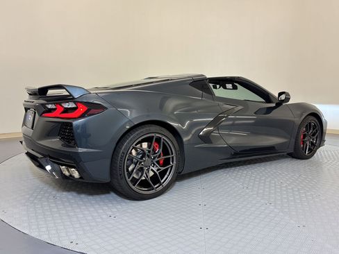 Used 2021 Chevrolet Corvette Stingray Preferred Cpe w/ Z51 Performance Package image 9