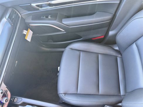 New 2025 Kia Telluride S image 24