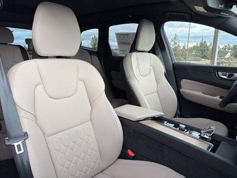New 2026 Volvo XC60 T8 Plus w/ Protection Package Premier AWD/4WD image 26