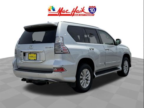 Used 2017 Lexus GX 460 Premium AWD/4WD image 7