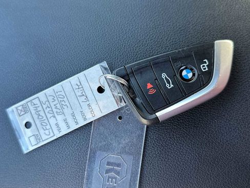 Used 2025 BMW 330i xDrive Sedan image 26