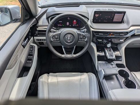 Used 2023 Acura MDX SH-AWD w/ Advance Package image 17