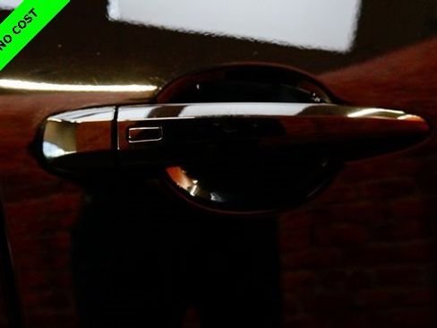 Used 2022 Nissan Rogue SV image 86