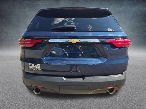 Used 2022 Chevrolet Traverse LS image 6