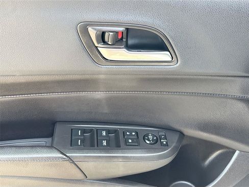 Used 2019 Acura ILX FWD image 17