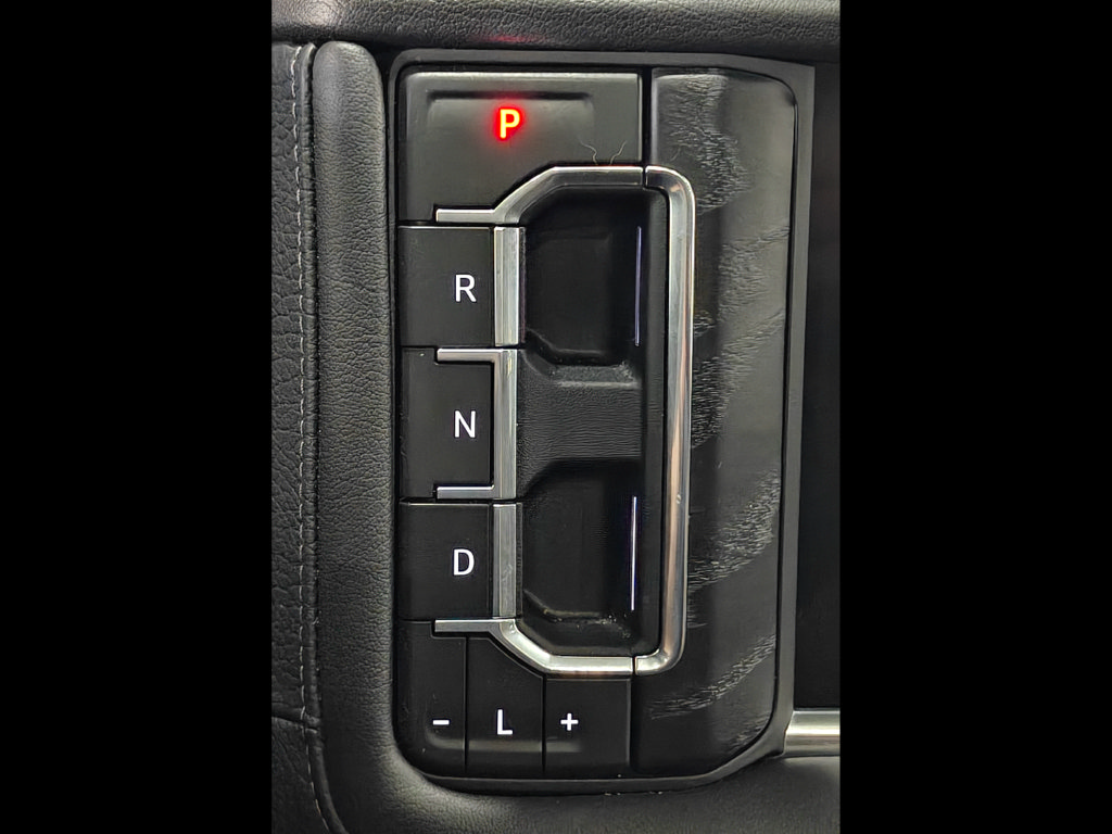 Used 2024 GMC Yukon XL Denali w/ Max Trailering Package AWD/4WD image 8