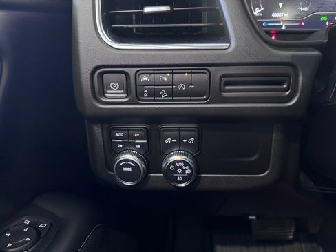 Certified 2023 GMC Yukon AT4 AWD/4WD image 29