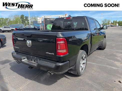 Used 2023 RAM 1500 Laramie AWD/4WD image 2