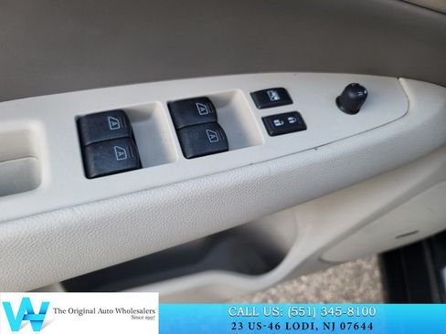 Used 2015 INFINITI Q40 AWD w/ Navigation Package image 13