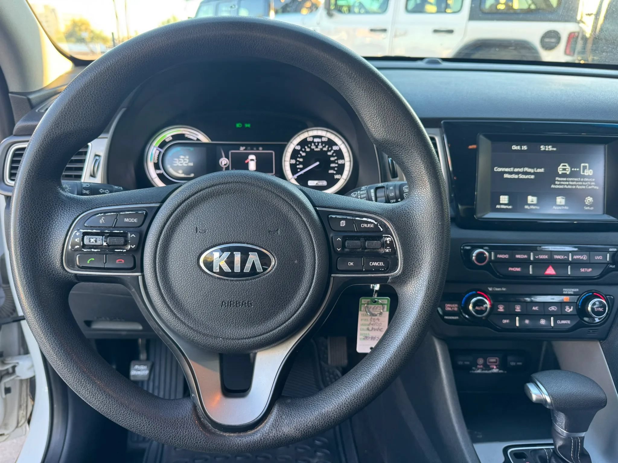 Used 2018 Kia Niro FE FWD image 16