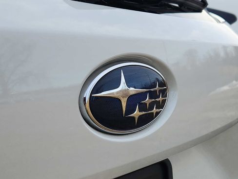 Used 2024 Subaru Crosstrek 2.0i Premium image 10