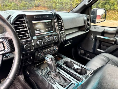 Used 2015 Ford F150 Lariat image 25