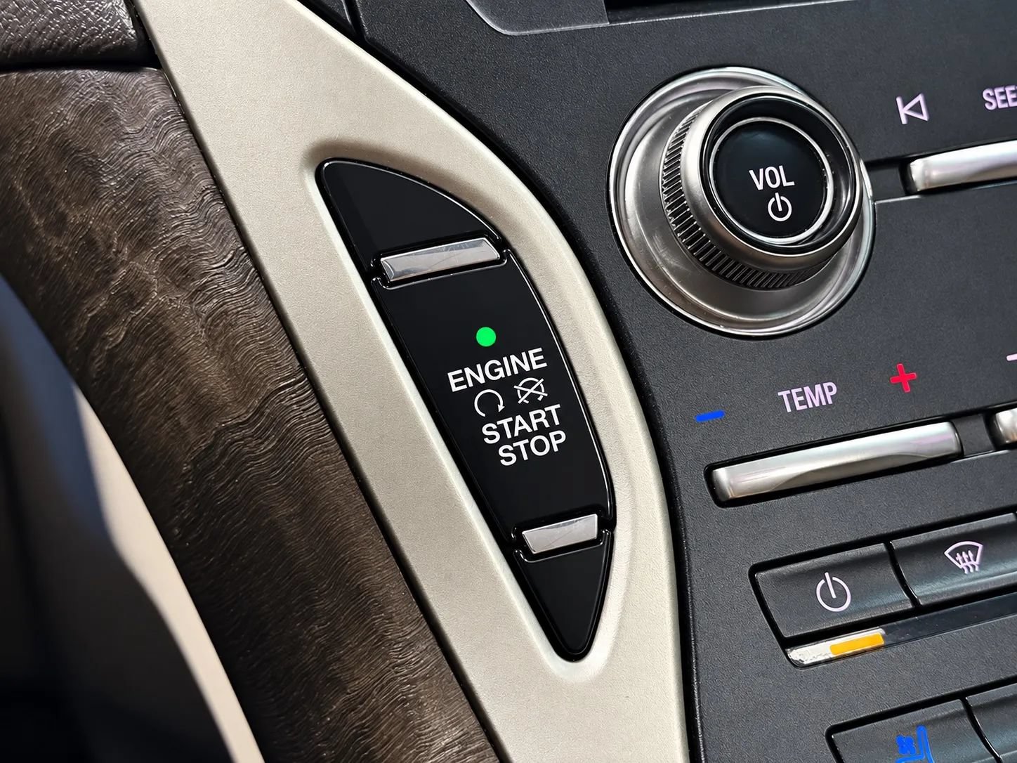 Used 2019 Lincoln Nautilus Reserve w/ Driver Assistance Package FWD image 48