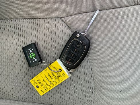 Used 2016 Hyundai Sonata SE FWD image 14