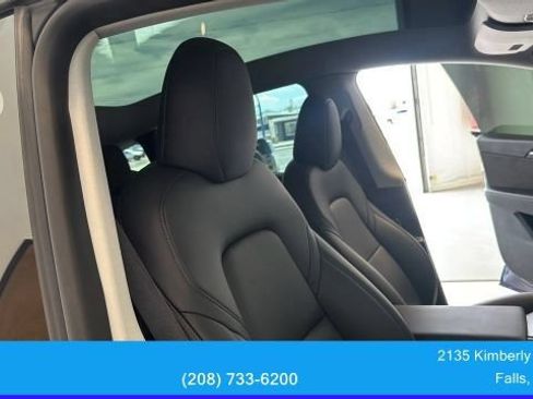 Used 2023 Tesla Model Y Long Range AWD/4WD image 42